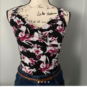 White House black market blouse